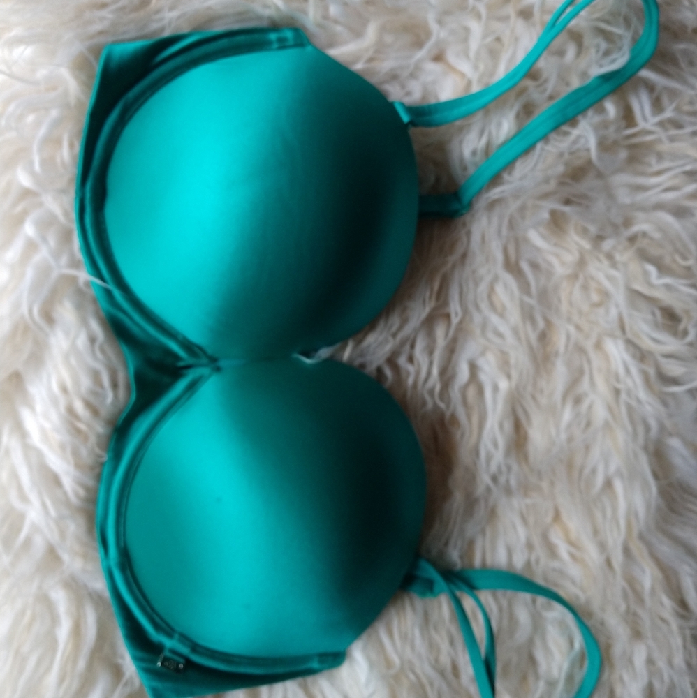 Turquoise bra